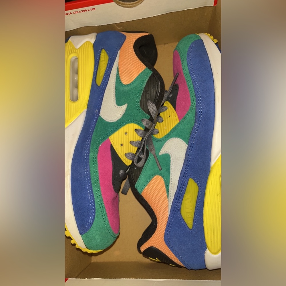 Nike AirMax Colorful Size 9